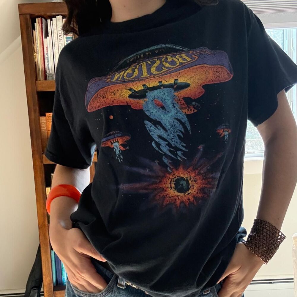 Boston Self Titled Album Band Tee UNISEX SIZE MEDIUM